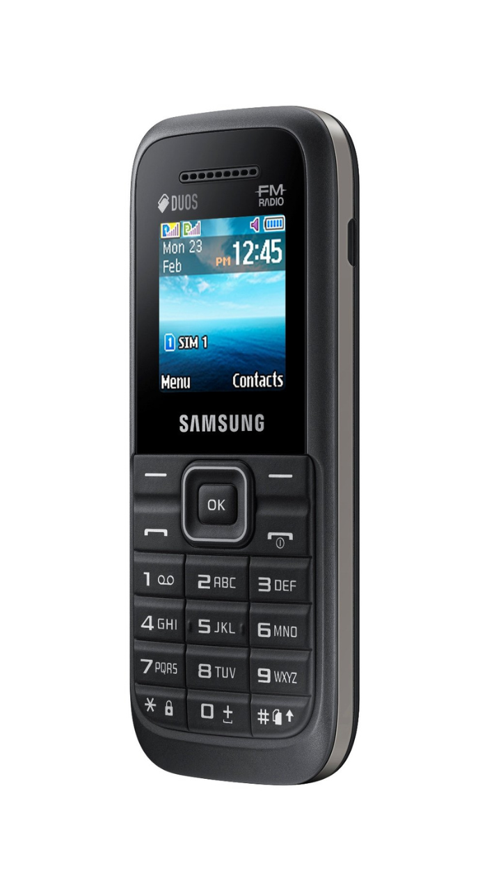 Samsung Guru FM Plus  (Black)